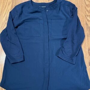 Van Heusen Navy Button-Up Shirt